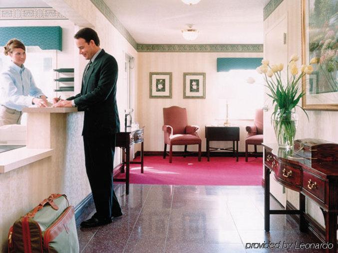 Sonesta Simply Suites Boston ブレイントリー インテリア 写真