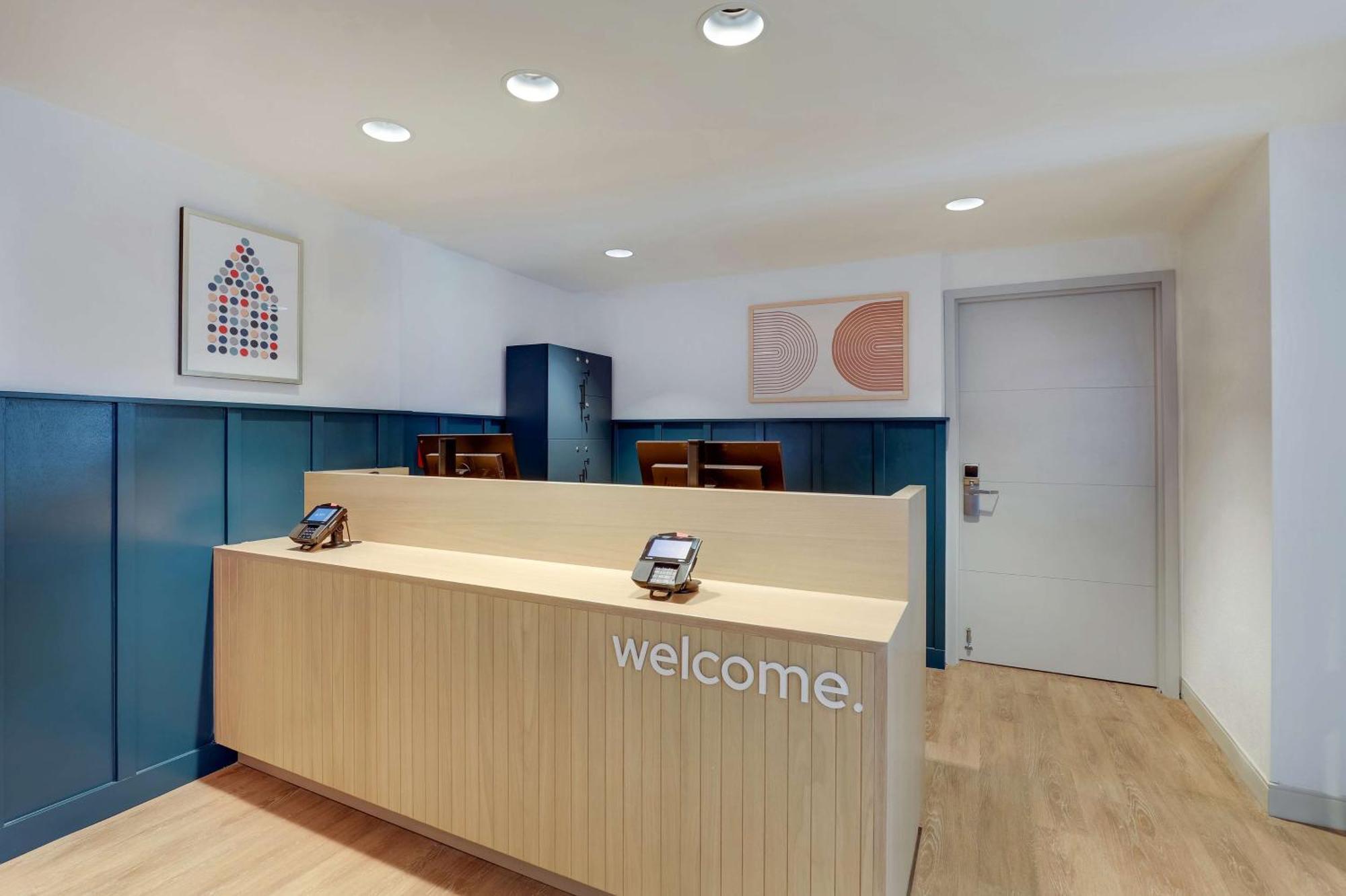 Sonesta Simply Suites Boston ブレイントリー エクステリア 写真
