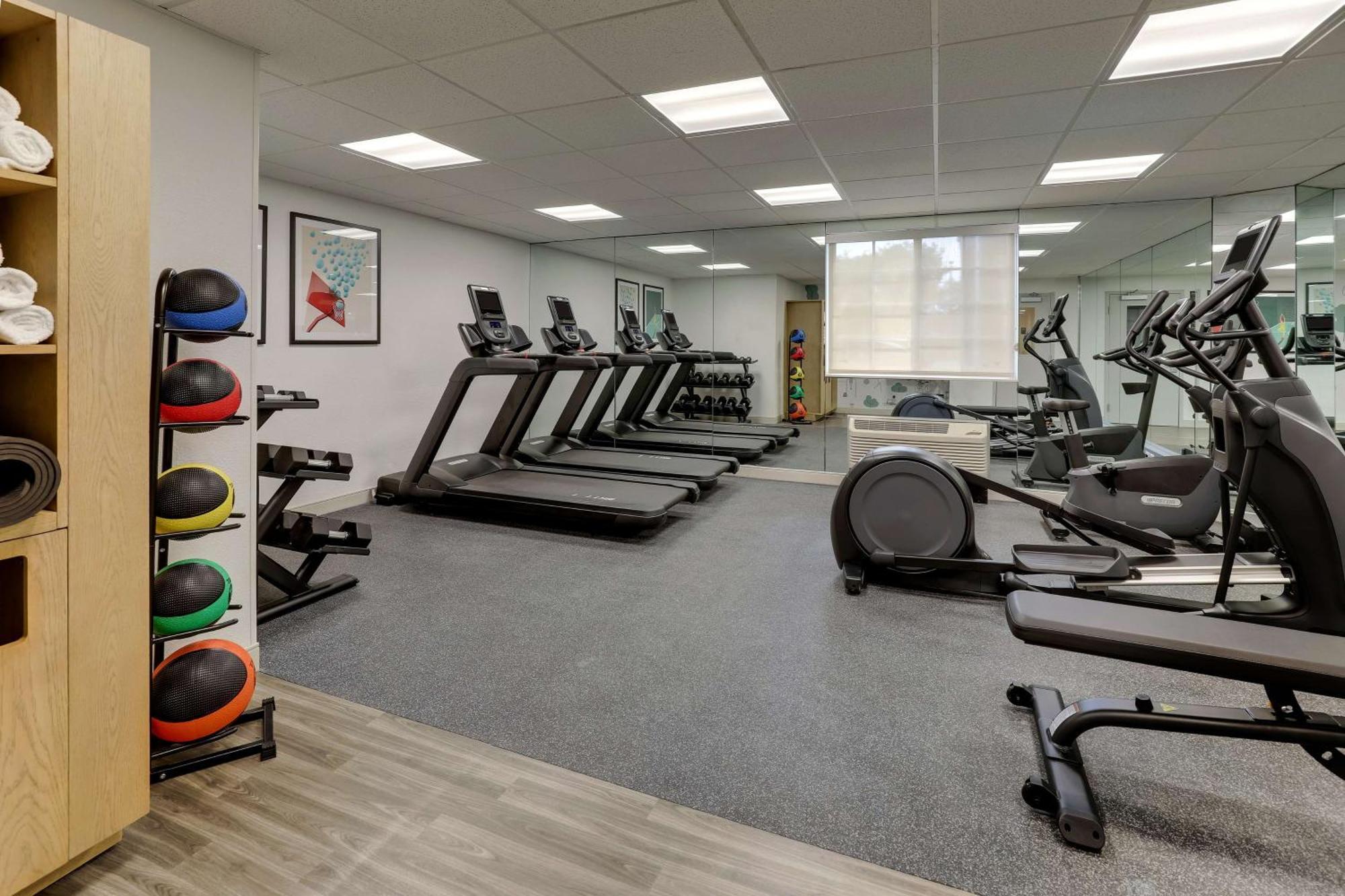 Sonesta Simply Suites Boston ブレイントリー エクステリア 写真