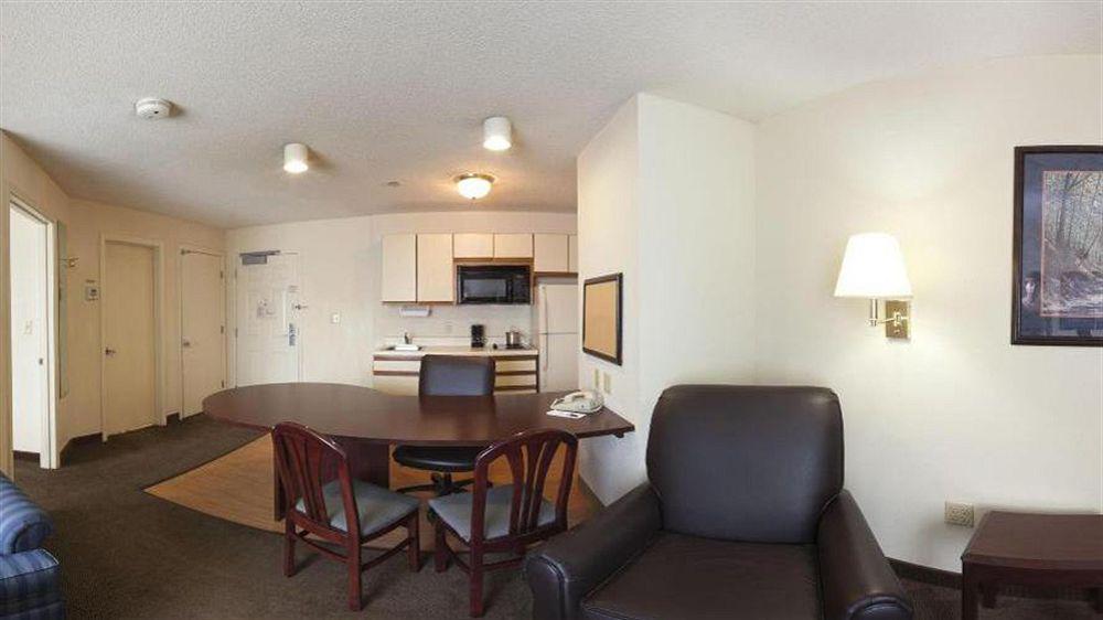 Sonesta Simply Suites Boston ブレイントリー エクステリア 写真